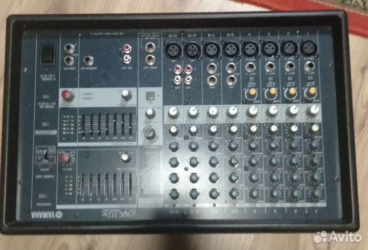 Микшерский пульт, активный.yamaha EMX sc 312