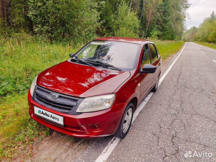 LADA Granta 1.6 МТ, 2013, 180 000 км