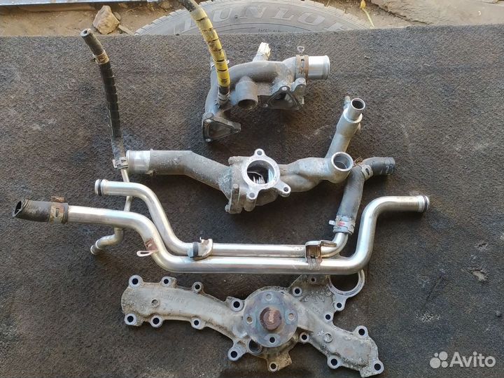 Корпус термостата lexus RX350