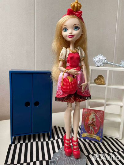 Кукла Ever After High Apple White