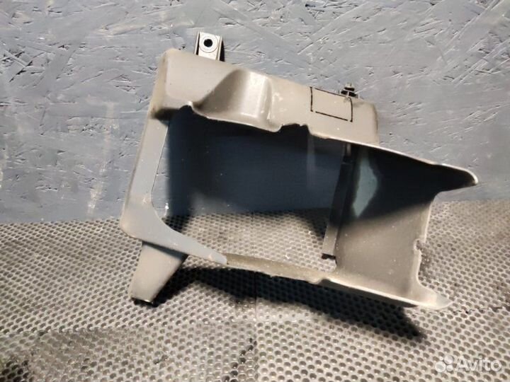 Воздухозаборник передний Bmw 550Ix F10 N63 2010