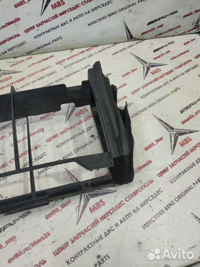 Воздухозаборник интеркулера w203 Mercedes