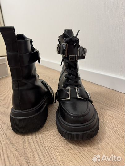 Ботинки женские 38-39 теплые