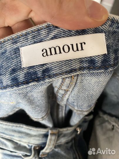 Джинсы amour m