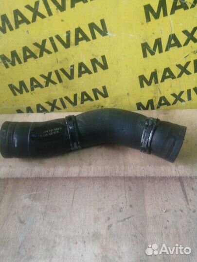 Патрубок системы охлаждения Volkswagen Crafter 2E