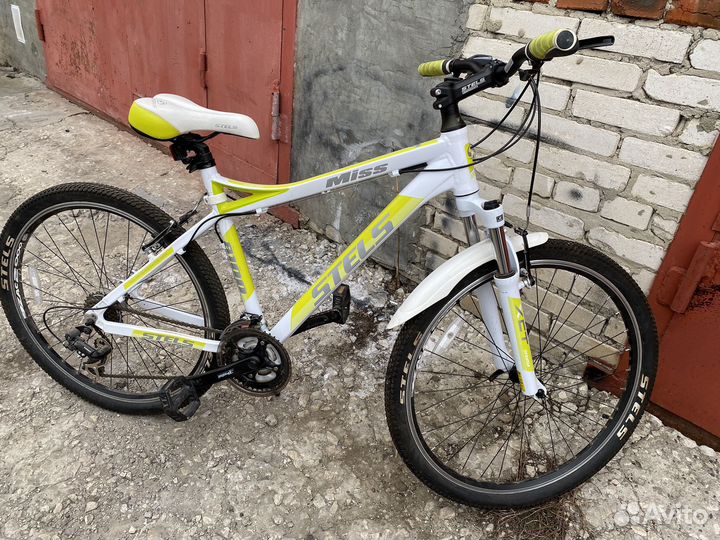 Велосипед аллюминиевый Стелс Мисс 8100, 26