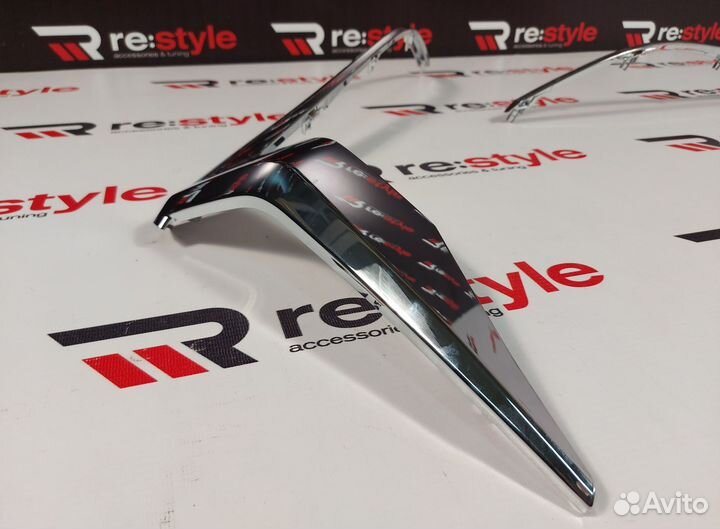 Ресницы фар Toyota Land Cruiser Prado 150 U1076