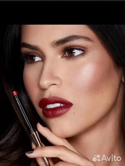 Помада Hourglass Ultra Slim оттенок AT Night