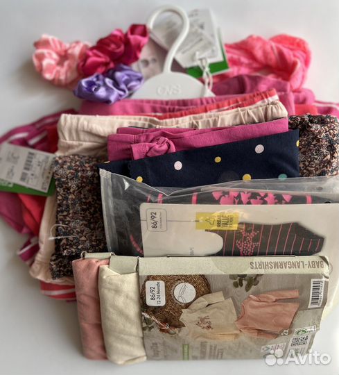 Одежда на девочку 86-92 см. Комплектом. Новая