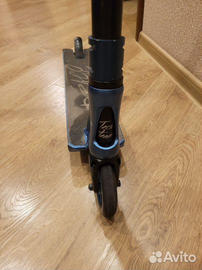 Трюковой самокат Tech Team Draco 2021