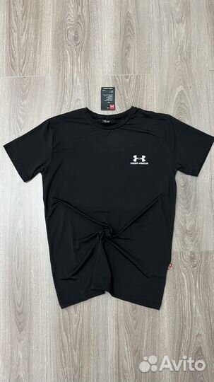 Футболки under armour