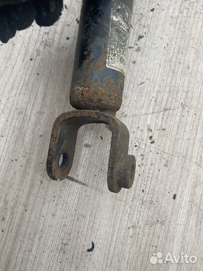 Амортизатор Epica задний левый