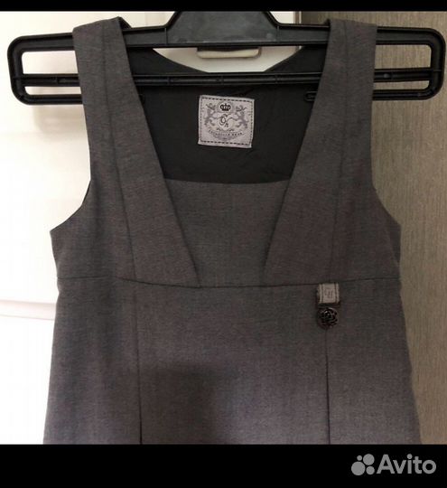 Продам школьный сарафан