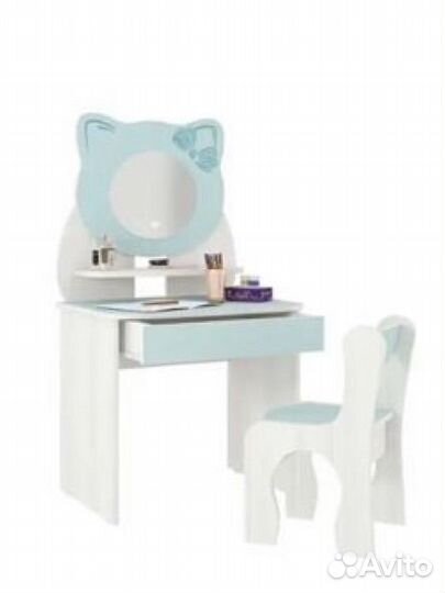 Детский стол и стульчик