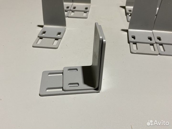 Крепление экрана - перегородки над столом