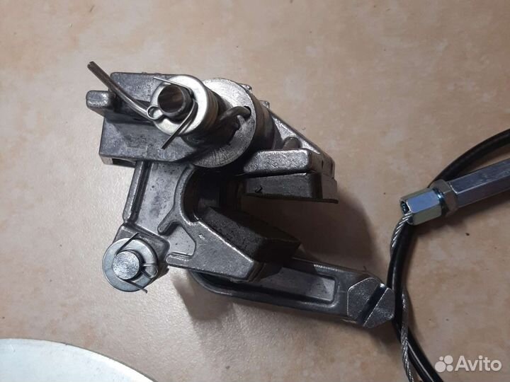 Тормоз для мотобуксировщика