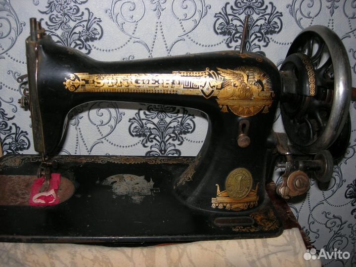 Швейная машинка Singer. Чайка