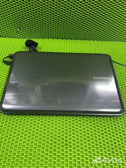 Ноутбук Samsung R525