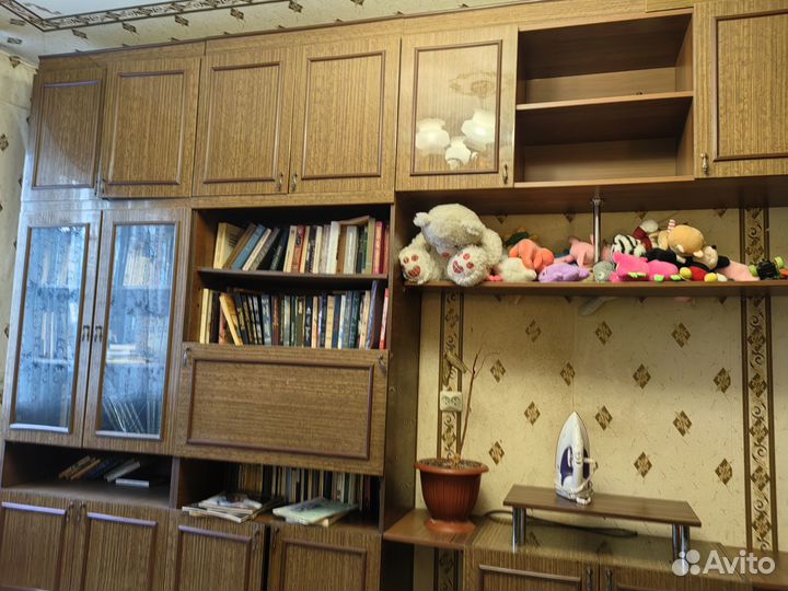 Стенка в гостиную бу