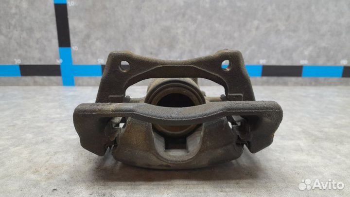 Суппорт передний правый Лада Веста Кросс 1.6 MT