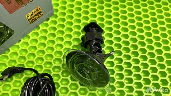 Видеорегистратор Lexand LR 21 новый комплект