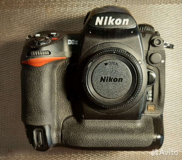 Зеркальная фотокамера Nikon D3X (77K) Body