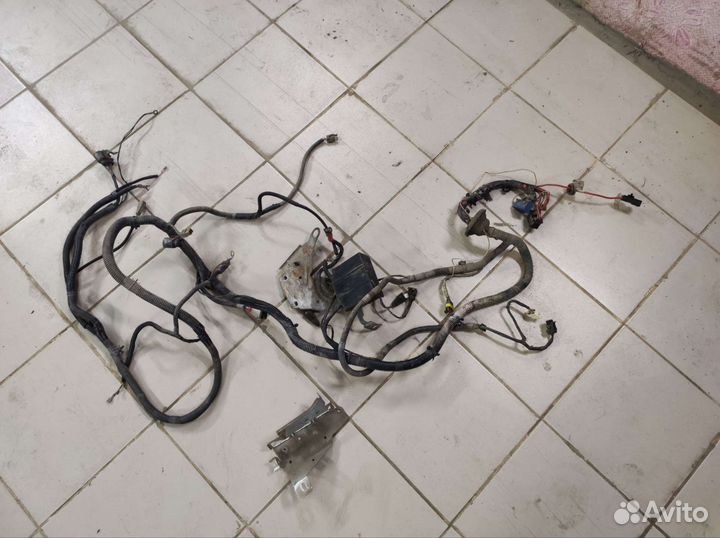 Коса подкапотная Priora