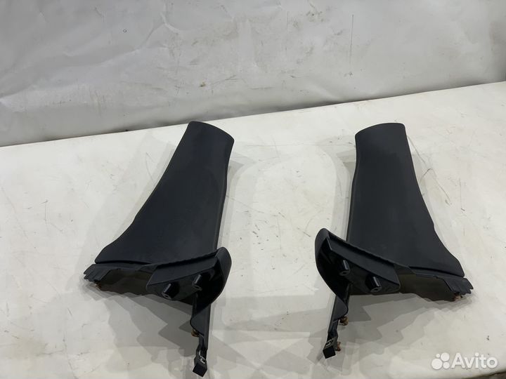 Накладка задней стойки левая и правая BMW X6 F16