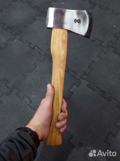 Топорик армейский Швейцарии