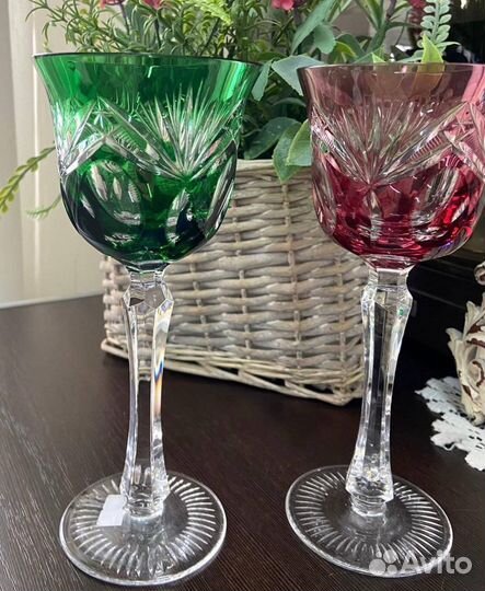 Шикарные фужеры из цветного немецкого хрусталя