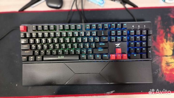 Механическая клавиатура ZET Blade