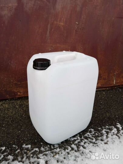 Пластиковая ёмкость 20 литров