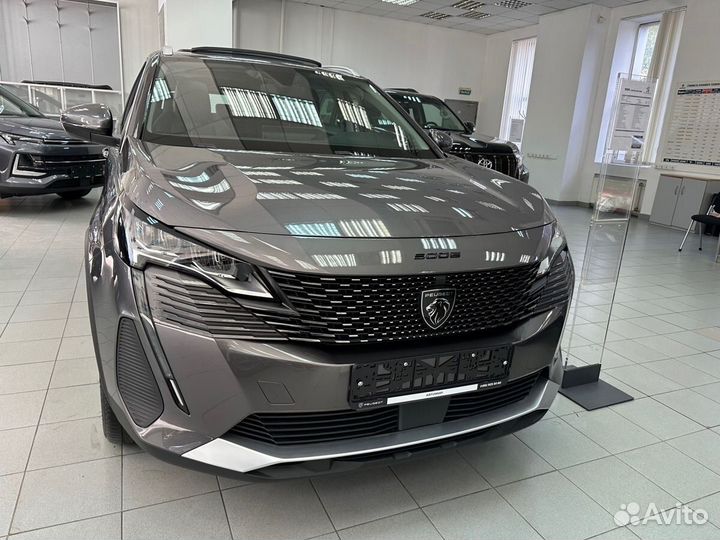 Peugeot 5008 1.8 AT, 2022