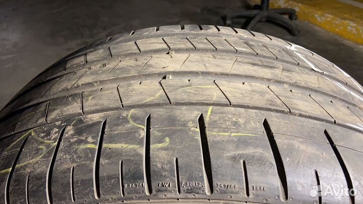 Pirelli P Zero Sports CAR 325/30 R23 109Y