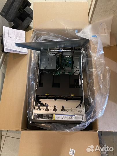 Сервер Lenovo ThinkSystem SR590