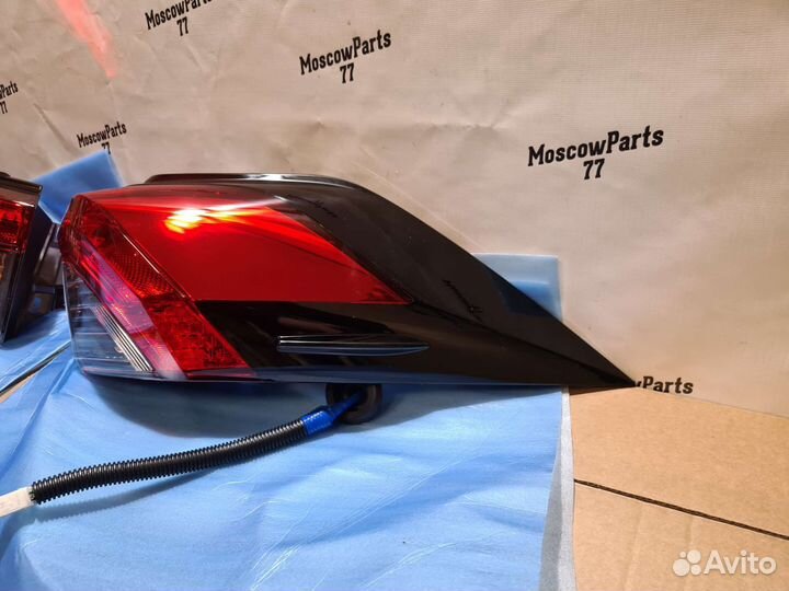 Новый Фонарь в крыло Toyota RAV 4 RAV-4 XA50 2018