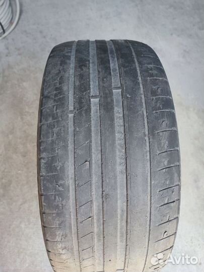 Habilead Headking S2000 235/45 R17 ZR