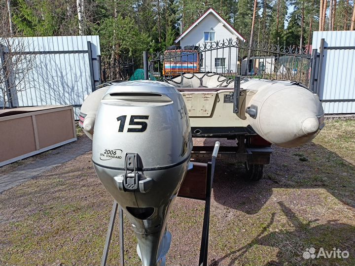 Моторная лодка