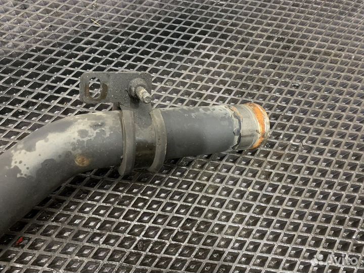 Патрубок охлаждения ретардера Daf XF105