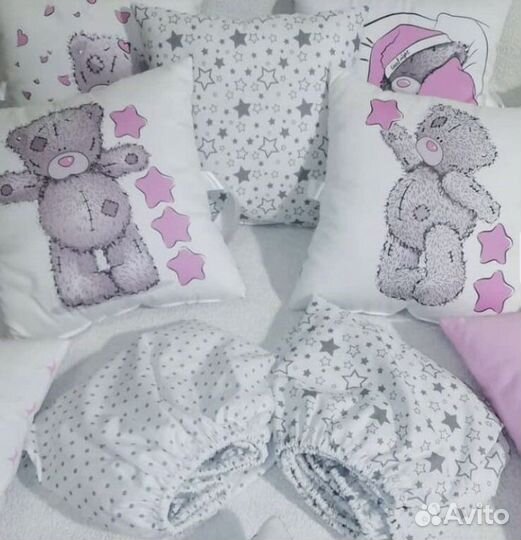 Детская кроватка с матрасом и бортиками