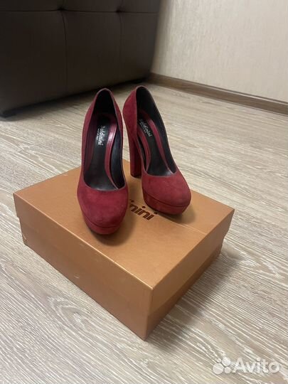 Туфли женские