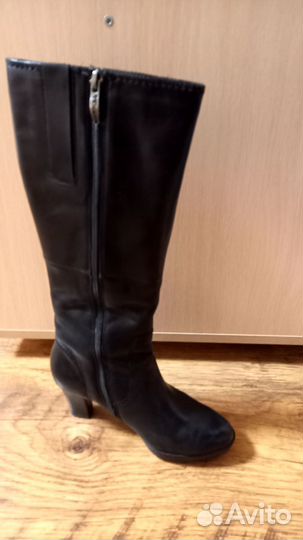 Сапоги женские 36