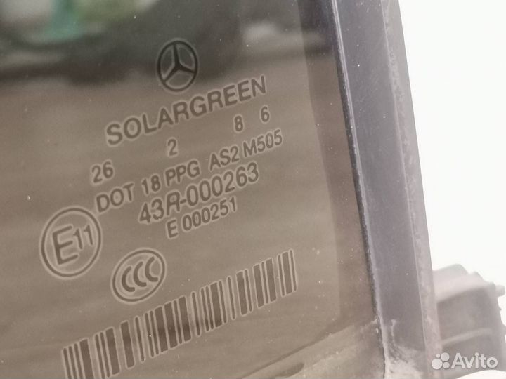 Форточка задней правой двери Mercedes W221 S 221