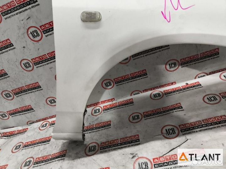 Крыло переднее правое nissan AD