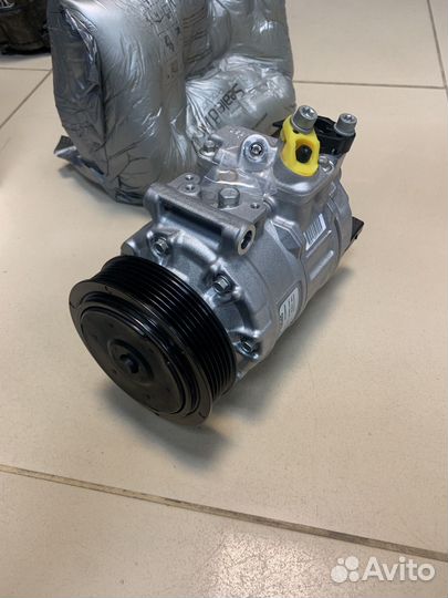 Компрессор кондиционера VAG DCP32045