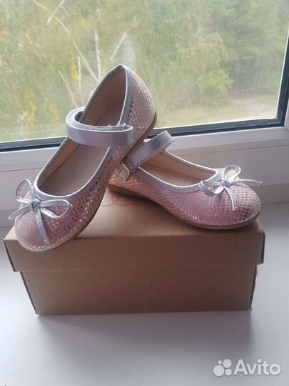 Туфли детские новые