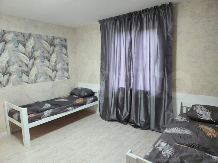 Комната 18 м² в 4-к., 1/2 эт.