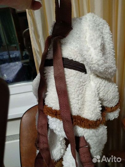 4 Мягкие игрушки (1 игрушка-рюкзак) б/у