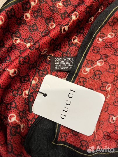 Тонкий шерстяной платок Gucci красный новый