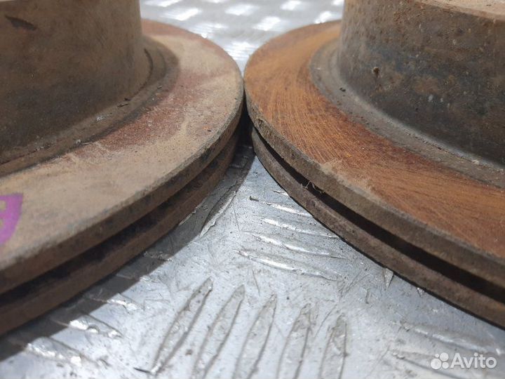 Диск тормозной задний Mazda Mpv LW AJ 2004